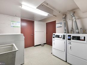 509 N Armistead Street 103, Alexandria VA 22312