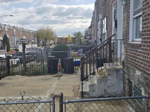 604 Anchor Street, Philadelphia PA 19120