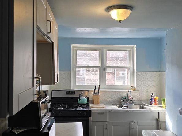 604 Anchor Street, Philadelphia PA 19120