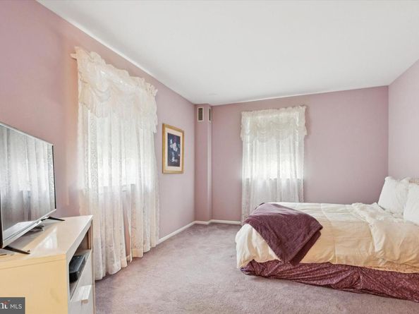 115 Gardner Street, Philadelphia PA 19116