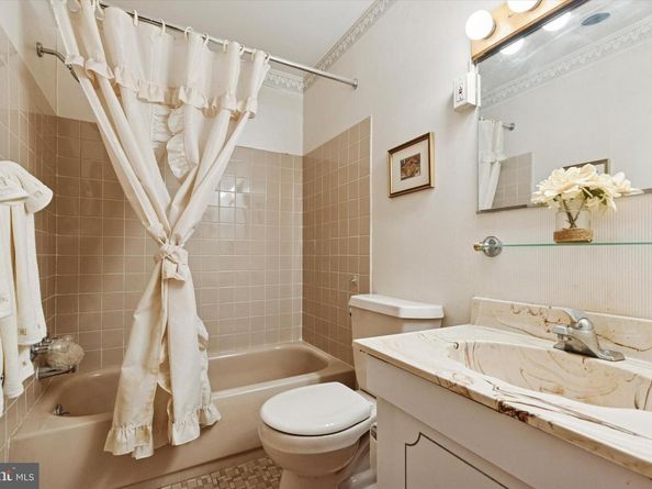 115 Gardner Street, Philadelphia PA 19116