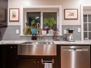 1019 Watkins Street, Philadelphia PA 19148