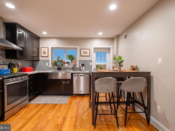 1019 Watkins Street, Philadelphia PA 19148