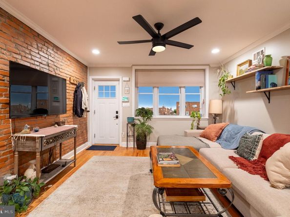 1019 Watkins Street, Philadelphia PA 19148