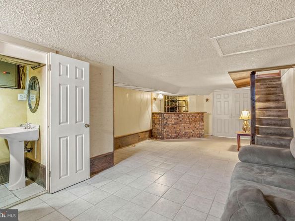 1128 Wolf Street, Philadelphia PA 19148