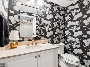 2501 Wisconsin Avenue NW 7, Washington DC 20007