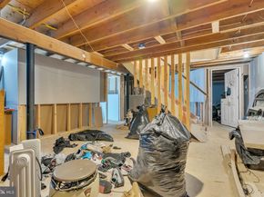 5042 Hillside, Bensalem PA 19020