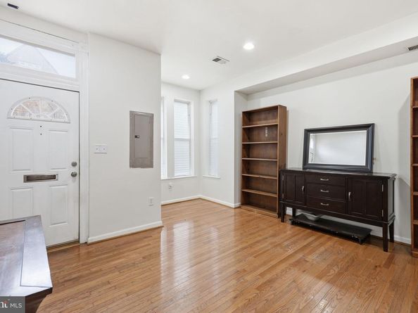 405 12TH Street NE, Washington DC 20002