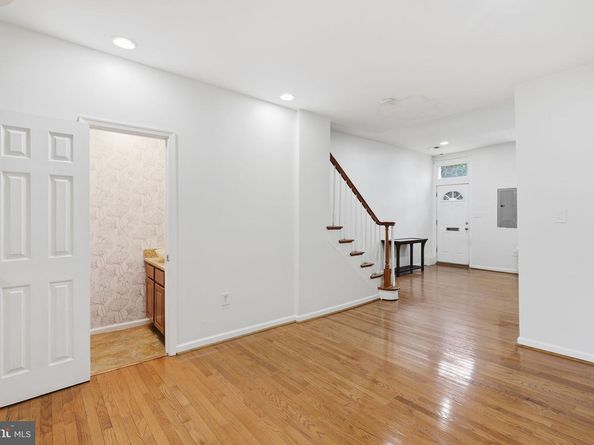 405 12TH Street NE, Washington DC 20002