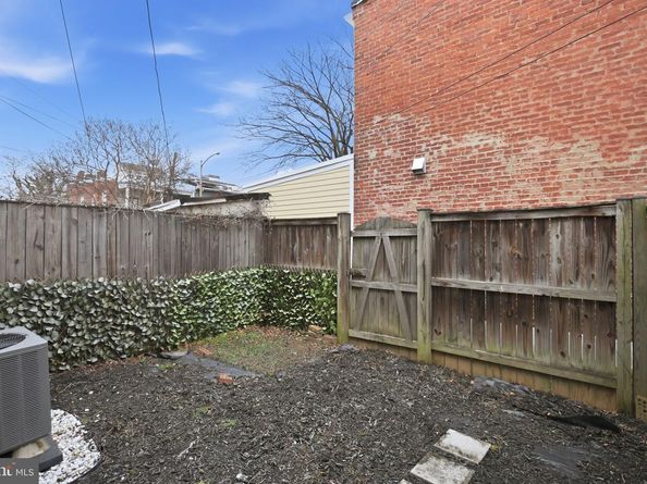 405 12TH Street NE, Washington DC 20002