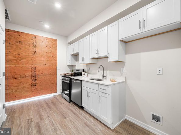 658 N Conestoga Street, Philadelphia PA 19131