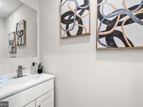 658 N Conestoga Street, Philadelphia PA 19131