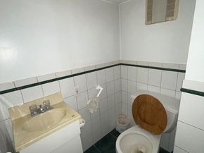 1015 W Ritner Street, Philadelphia PA 19148