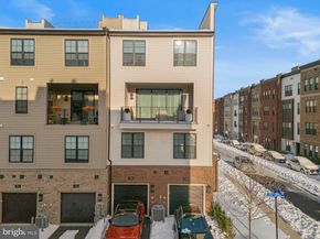 7470 Backett Wood Terrace 301, Mclean VA 22102