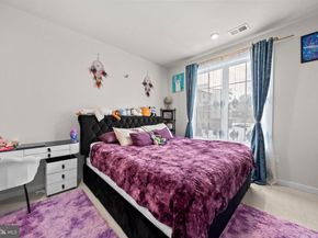 7470 Backett Wood Terrace 301, Mclean VA 22102