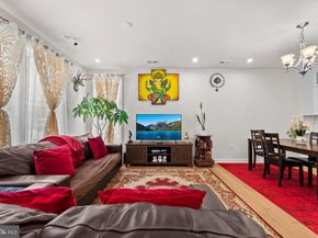 7470 Backett Wood Terrace 301, Mclean VA 22102