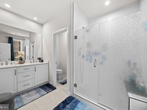 7470 Backett Wood Terrace 301, Mclean VA 22102