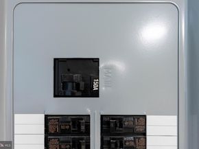 2636 S 72nd Street, Philadelphia PA 19153