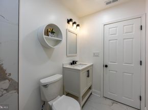 2636 S 72nd Street, Philadelphia PA 19153