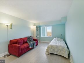 8380 Greensboro Drive 322, Mclean VA 22102