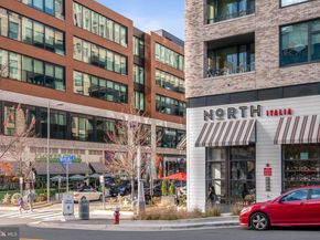 8380 Greensboro Drive 322, Mclean VA 22102