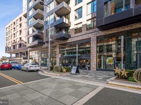 8380 Greensboro Drive 322, Mclean VA 22102