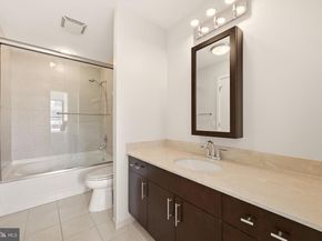 910 M Street NW 403, Washington DC 20001