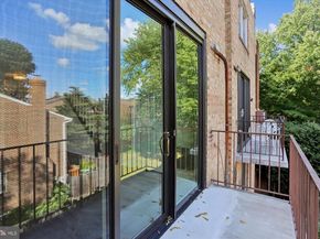 945 S Scott Street, Arlington VA 22204