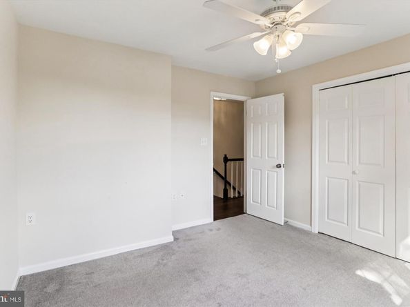 945 S Scott Street, Arlington VA 22204