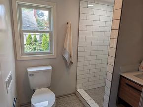 2834 Bolling Road, Falls Church VA 22042