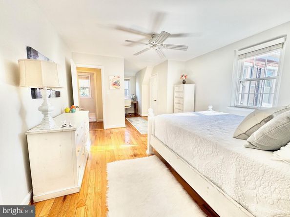 4800 30TH Street S, Arlington VA 22206