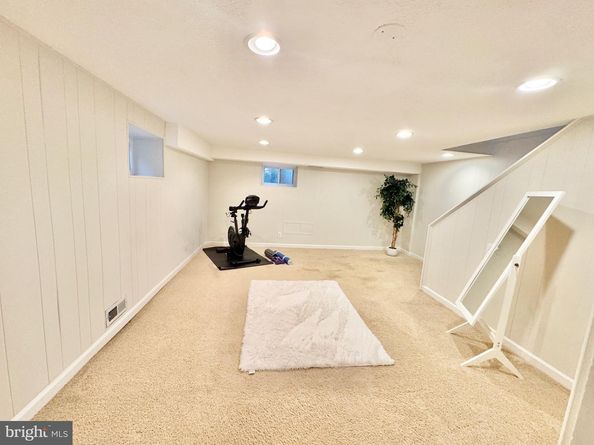 4800 30TH Street S, Arlington VA 22206