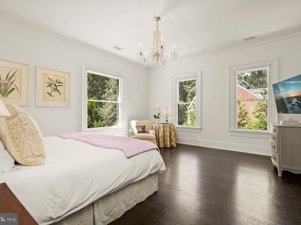 4209 Bradley Lane, Chevy Chase MD 20815