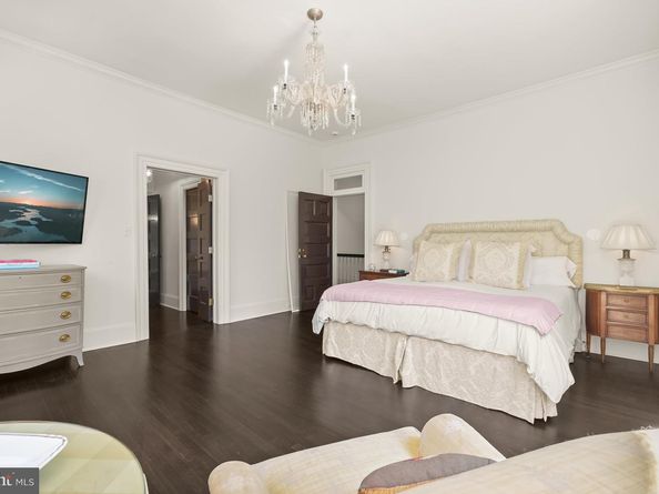 4209 Bradley Lane, Chevy Chase MD 20815