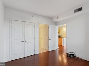 2001 15TH Street N 420, Arlington VA 22201