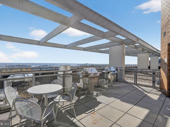 2001 15TH Street N 420, Arlington VA 22201