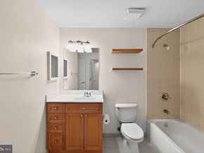 2001 15TH Street N 420, Arlington VA 22201