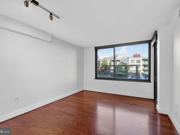 2001 15TH Street N 420, Arlington VA 22201