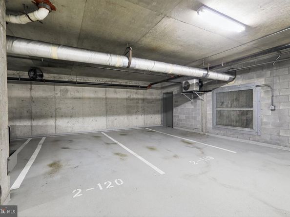 2001 15TH Street N 420, Arlington VA 22201