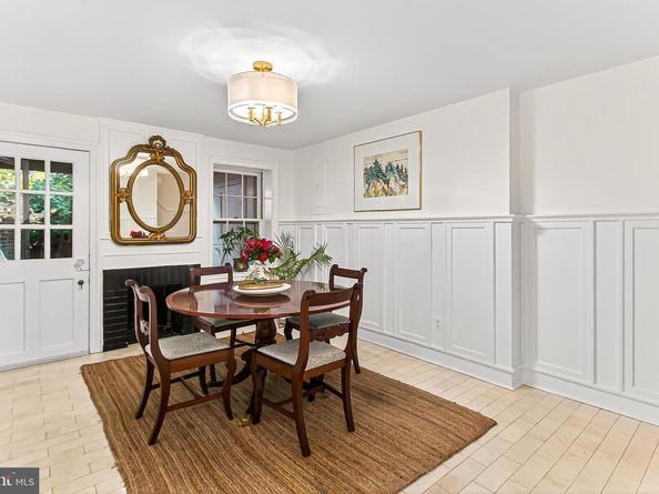 208 S Lee Street, Alexandria VA 22314