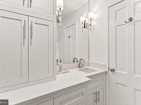 208 S Lee Street, Alexandria VA 22314