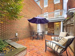 208 S Lee Street, Alexandria VA 22314