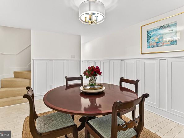 208 S Lee Street, Alexandria VA 22314