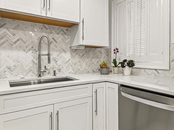 208 S Lee Street, Alexandria VA 22314