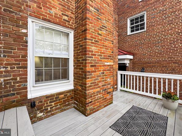 208 S Lee Street, Alexandria VA 22314