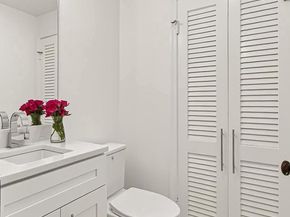 208 S Lee Street, Alexandria VA 22314