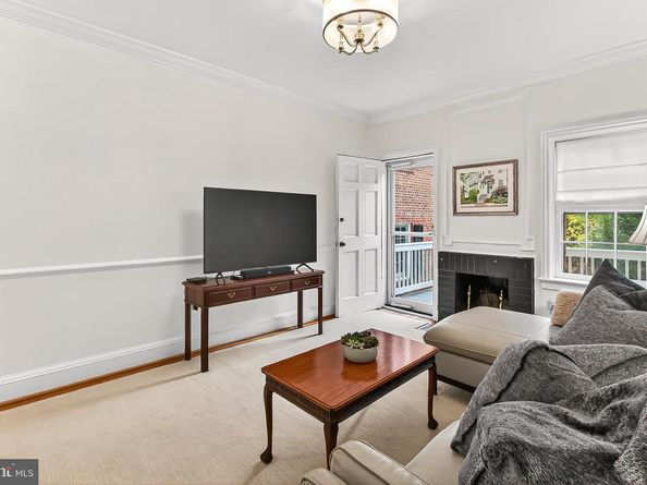 208 S Lee Street, Alexandria VA 22314