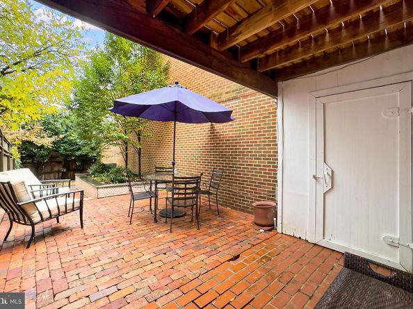 208 S Lee Street, Alexandria VA 22314