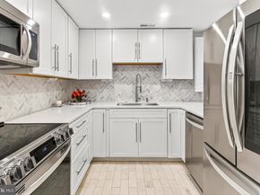 208 S Lee Street, Alexandria VA 22314