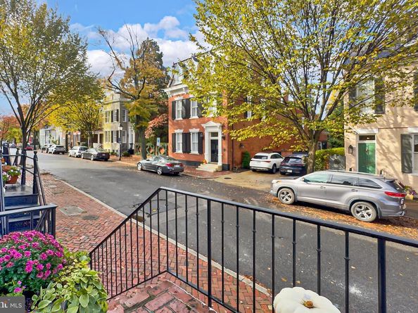 208 S Lee Street, Alexandria VA 22314